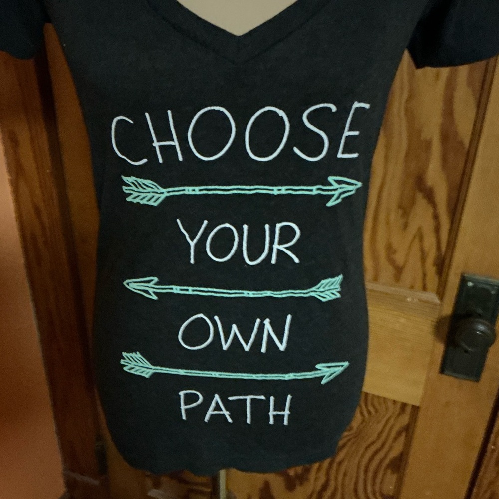 Empyre Choose your own Path Graphic V neck Tshirt - Picture 4 of 10